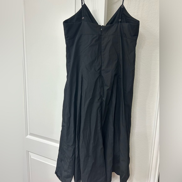 NWT Banana Rep dress. Knee length - Picture 2 of 4